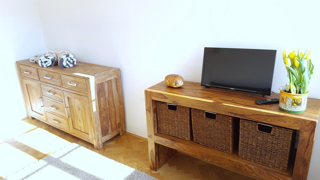 Apartmany U Namesti Броумов Екстер'єр фото