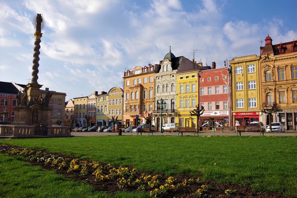Apartmany U Namesti Броумов Екстер'єр фото