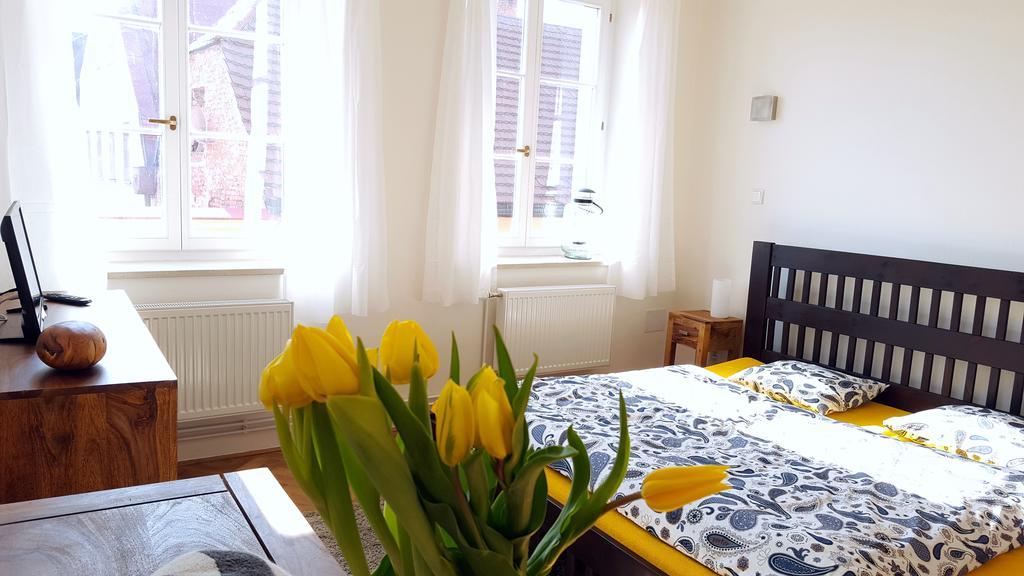 Apartmany U Namesti Броумов Екстер'єр фото