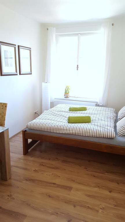 Apartmany U Namesti Броумов Екстер'єр фото