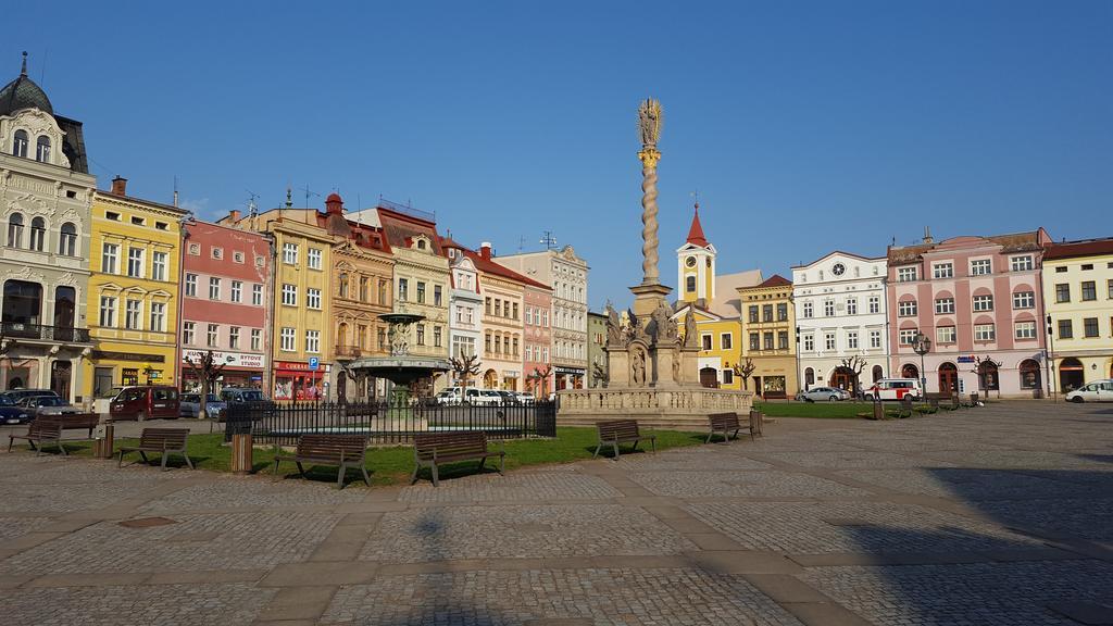 Apartmany U Namesti Броумов Екстер'єр фото